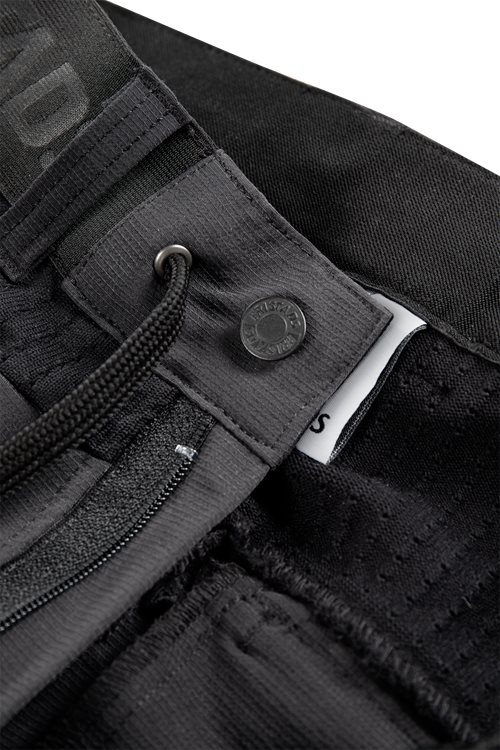 131141-940-F940_close-up03