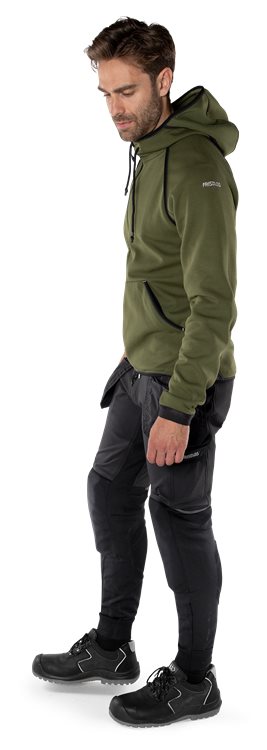 131141-940-F940_modelfront02