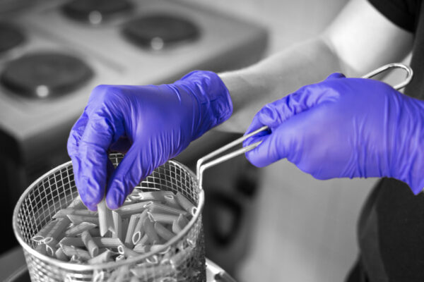 GN91_GN91_Stretch_Nitrile_Examination_Glove_Action_Food_Landscape_1